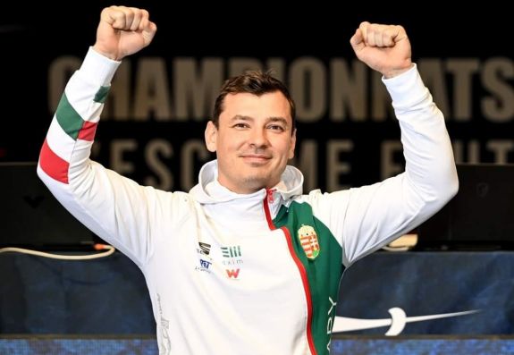 Érmekért megy Párizsba Szatmárnémeti díszpolgára