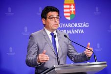 Zsigmond Barna Pál: Mindent megteszünk a magyar EU-elnökség alatt Románia teljes jogú Schengen-tagságáért