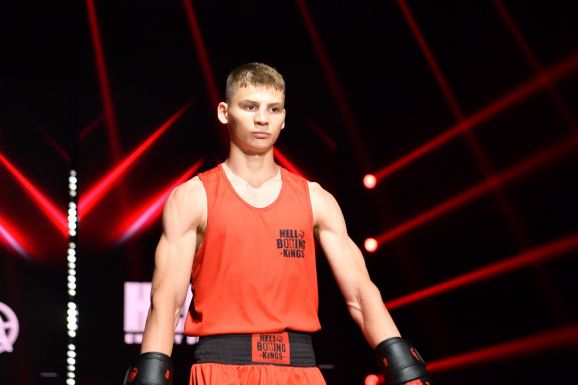 „Mindent megteszek a győzelemért” – interjú a gyergyószentmiklósi Csiki Róbert ökölvívóval