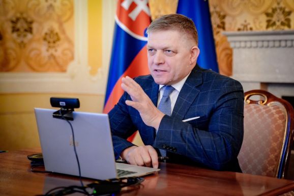 Terrortámadássá minősítették át a Robert Fico elleni merényletet