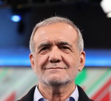 Reformer jelölt nyerte az iráni elnökválasztást