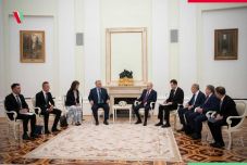 Orbán offenzívája