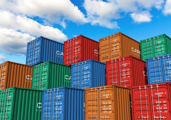 Visszaesett az export, durván meglódult a külkereskedelmi mérleghiány