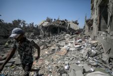 Iskolát ért támadás Gázában, sok az áldozat 