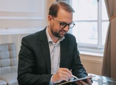 Érdekellentéttel vádolják Temesvár polgármesterét