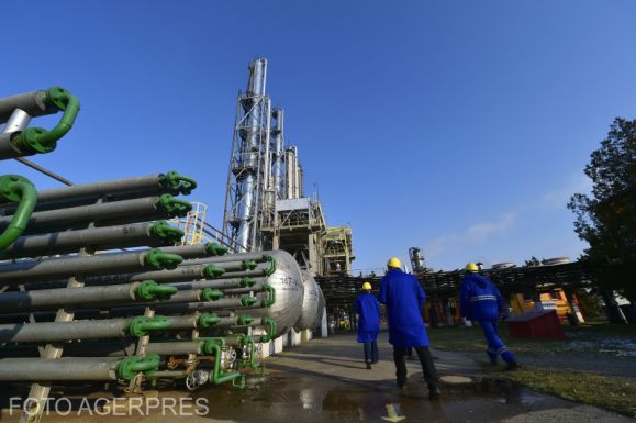 Üzemanyaghiányt okozhat a tomboló kánikula