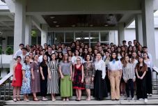 Elballagtak az MCC Középiskolás Programjának végzősei