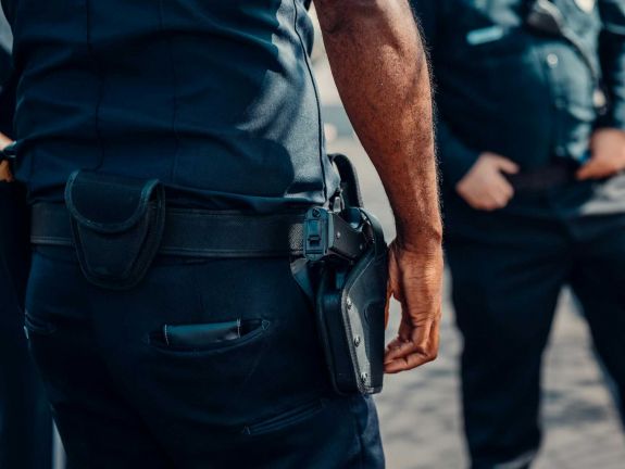 Meghalt a rendőr által meglőtt négyfalui férfi