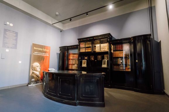 Megújult a marosvásárhelyi Kultúrpalotában található Bernády szoba