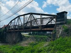 Hídépítés Háromszéken: legendás vashidak helyett építettek újakat