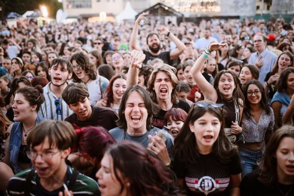 Költözik idén a Tabakó fesztivál: a gyárból a Sepsi Arénához