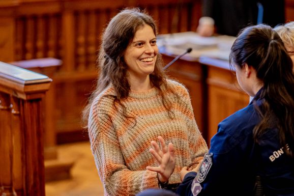 Felbujtás agresszióra? - Zöld politikai segítség a súlyos bűntettekkel vádolt aktivistának 