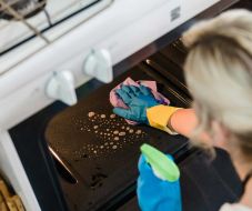 Érvényességi határidőt szabtak a háztartási munkák után fizetett utalványoknak