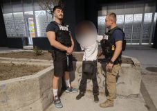 FRISSÍTVE – Szövevényes bűnügy: sorozatgyilkosságot göngyölítenek fel a bőröndbe rejtett holttest kapcsán 