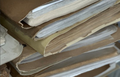 Negyvenéves adósság