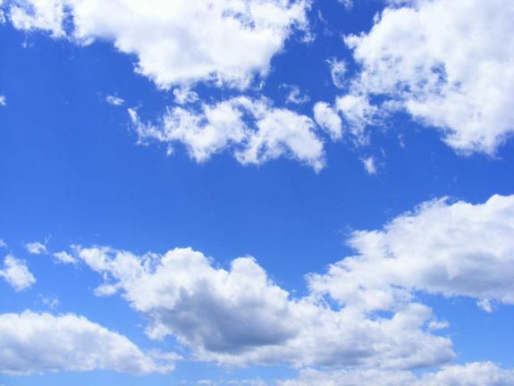 Ezt ígérik a meteorológusok a következő két hétre: hőség és zivatarok