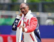 Snoop Doggra bízzák az olimpiai lángot