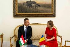 Szijjártó Péter Bukarestben: jó formában Magyarország és Románia együttműködése – vannak még megoldandó ügyek