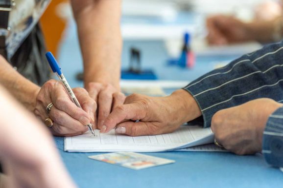 700 lejt fizetett szavazatonként egy polgármester, hogy újabb mandátumot nyerjen