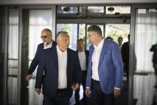 „Visszafogottságra” kérte Ciolacu a tusványosi beszédére készülő Orbán Viktort?