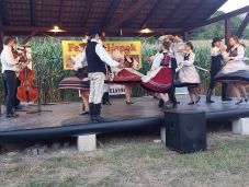 Családias hangulatú magyar napokat szerveztek Felvincen