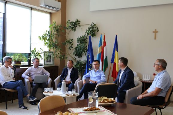 Megköszönték Tóth László leköszönő csíkszeredai főkonzul munkáját