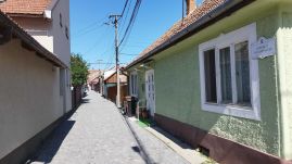 Több udvartérben dolgoznak Kézdivásárhelyen