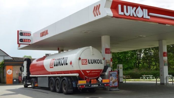 Az Európai Bizottság vizsgálja a Lukoil-szállítások ügyét