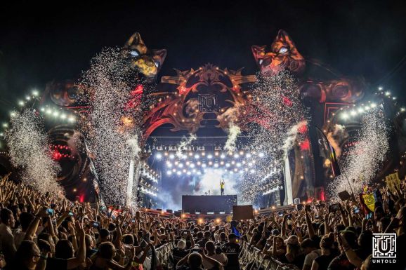 Egész éjszaka közlekednek a buszok Kolozsváron az Untold ideje alatt