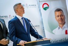 Mély megosztottság Szlovákiában és a felvidéki magyarok körében is