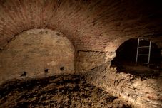 Óriási felfedezés: arisztokrata kincsekre bukkantak egy székelyföldi templomban