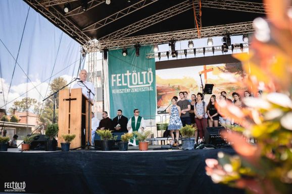 Soltész Miklós Gyergyószentmiklóson: nem a halál kultúráját, hanem az életet üzenjük a világnak