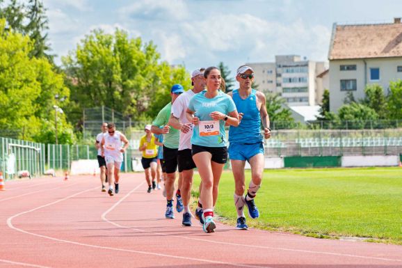 Nagy mozgáskihívás: 3300 kilométert szaladtak 24 óra alatt Sepsiszentgyörgyön