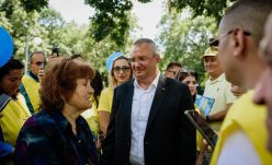 Szilágy megyében elrendelték a Nicolae Ciucă-portrés plakátok eltávolítását