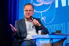 Navracsics Tibor: Nincs az az érv, amellyel ma magyar fiatalokat háborúba lehetne küldeni