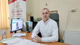 Kicsi iskola, ahol minden gyermek számít – Interjú Kósa Attilával, a máramarosszigeti Leőwey Klára Elméleti Líceum igazgatójával