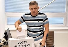 Robert Fico a kórházban adta le szavazatát – „A nagy nyugati demokráciák nem békét akarnak, hanem fokozódó feszültséget”