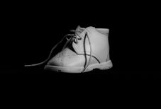 Angyalok szüleinek napja: Kihirdette Iohannis a törvényt, mely ingyenes pszichológiai tanácsadásra is jogosítja a szülőket