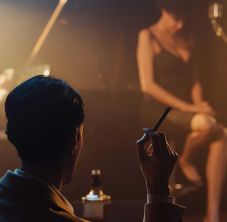 Csaposok, pincérek és sztriptíztáncosok bűnszövetkezete rabolta ki a külföldi turistákat