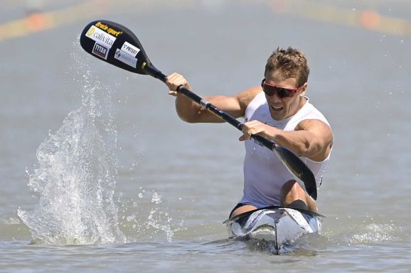 FRISSÍTVE:  Egy ezüst és egy bronzéremmel folytatták a magyar kajak-kenusok a szegedi Eb-t, délutánra belapátolták az aranyakat is