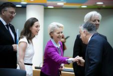 Holland miniszterelnök: Ursula von der Leyen az Európai Bizottság elnöki pozíciójában maradhat