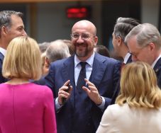 Éjszakába nyúlóan tárgyaltak, de nem sikerült dönteni az uniós intézmények csúcsvezetőiről