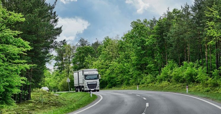 Székelyföldön is korlátozzák a kamionforgalmat a hőség miatt