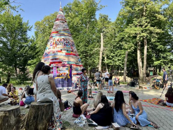 A leghosszabb fesztiválsállal szeretnének bekerülni a rekordok könyvébe Marosvásárhelyen