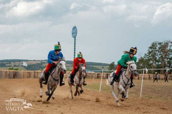 Sepsiszentgyörgy lovasa nyerte a 13. Székely Vágtát