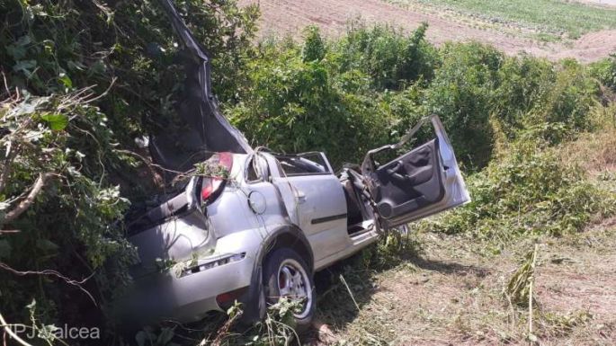 Életét veszítette egy házaspár – árokba borult az autójuk