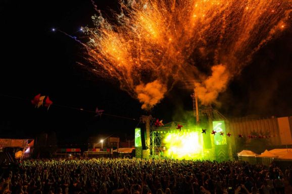 Hatalmas bulival robbantotta be a nyarat Azahriah Csíkszeredában