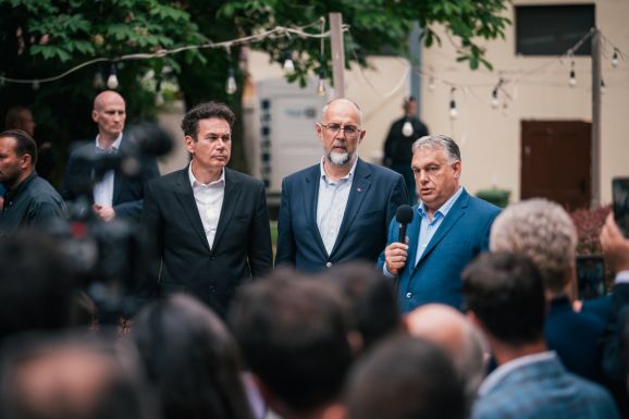 FRISSÍTVE - Orbán Viktor Nagyszalontán: az RMDSZ nélkül nem teljes a magyar EP-képviselet  (VIDEÓ)