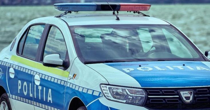 Lopott autóval hajtottak a hídfőnek a fiatalok – a hargitai rendőrök őrizetbe vették őket