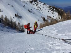 Elakadt a hóban a Bucsecs-hegységben túrázó három lengyel turista